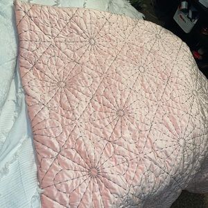 Reversible Velvet Quilt